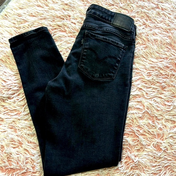 Levi’s women’s jeans - Picture 2 of 6